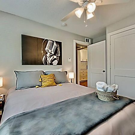 The Rhythm Room Near Downtown Dallas! ภายนอก รูปภาพ
