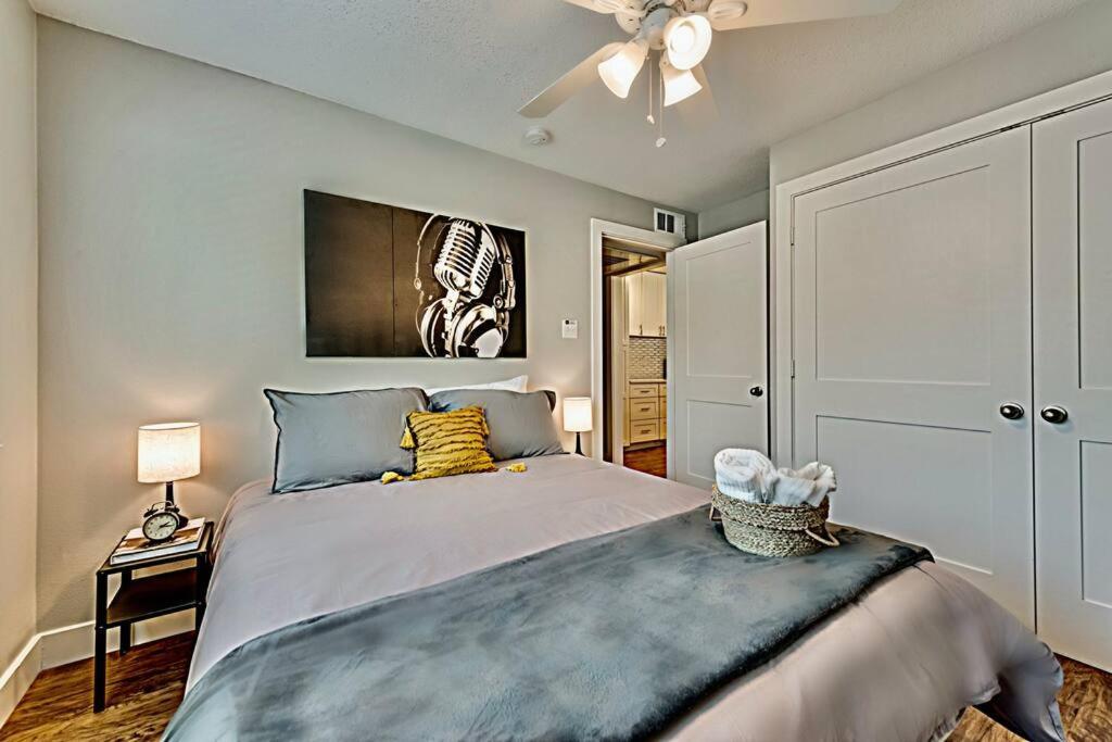 The Rhythm Room Near Downtown Dallas! ภายนอก รูปภาพ